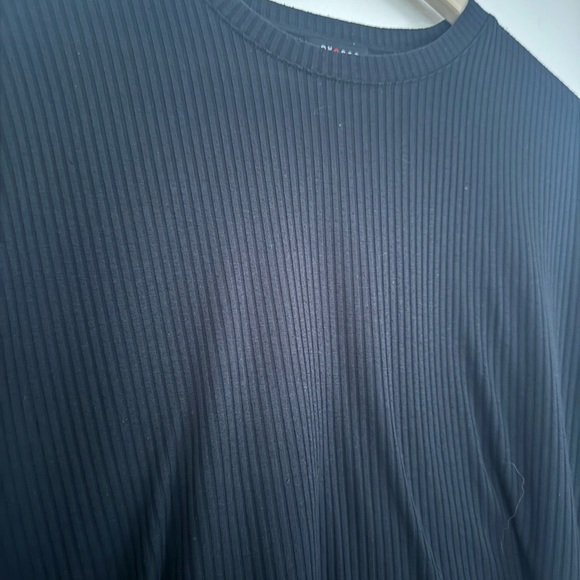 Axcess • Black Ribbed Tee - Picture 3 of 4